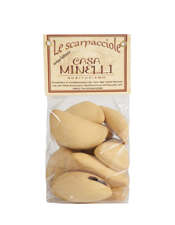 Scarpacciole biscotti senza lattosio farciti di confettura di prugne